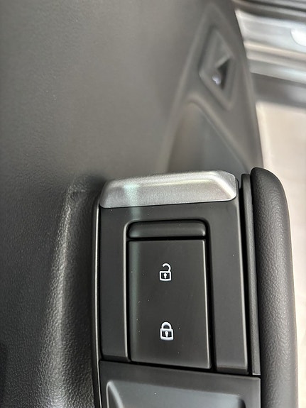 Volkswagen T-Roc 20 of 21