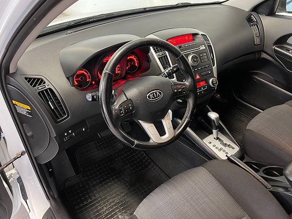 Kia Ceed 6 of 12