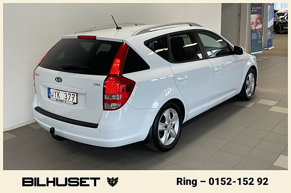 Kia Ceed 2 of 12