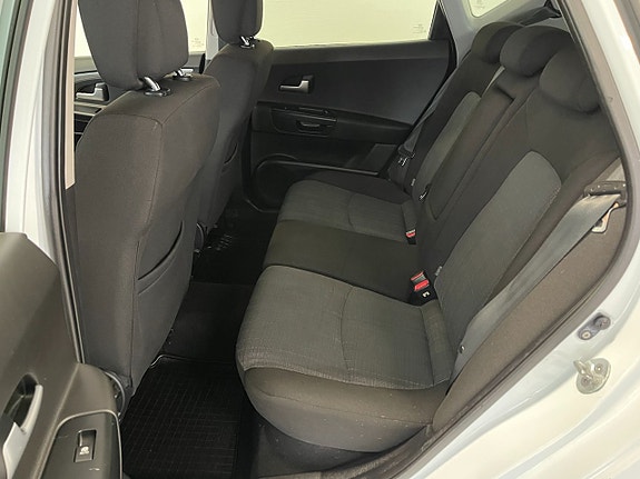 Kia Ceed 8 of 12