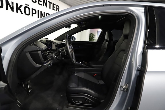 Porsche Panamera 4 11 of 23