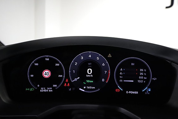 Porsche Panamera 4 15 of 23