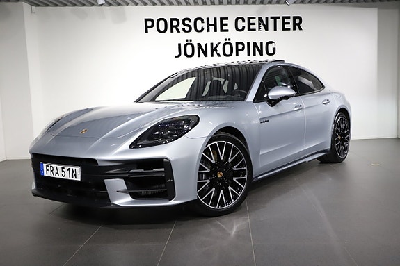 Porsche Panamera 4