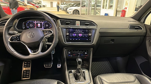 Volkswagen Tiguan 9 of 13