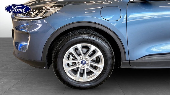 Ford Kuga 9 of 9