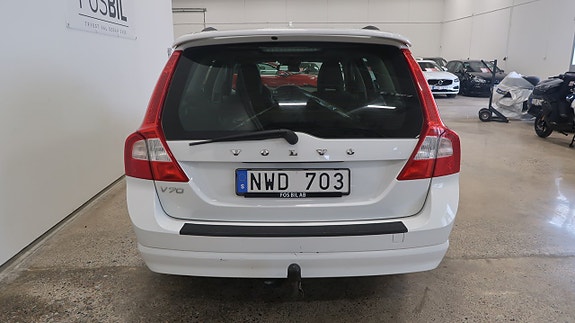 Volvo V70 4 of 18