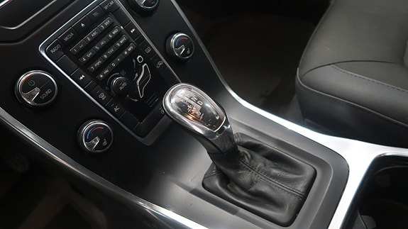 Volvo V70 11 of 18