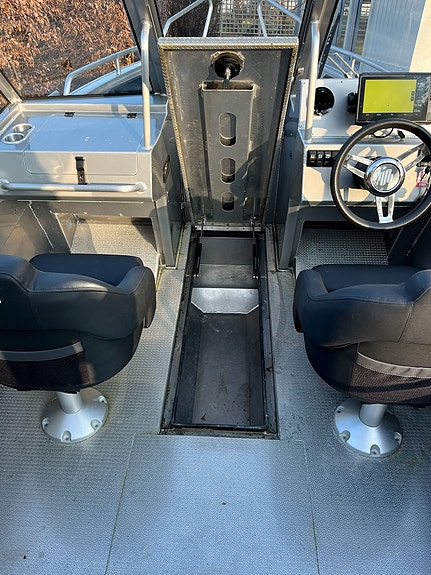 UMS 585DC med Selva 115 XSR XL 11 of 16