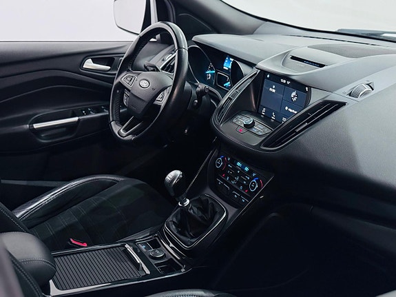 Ford Kuga 5 of 5