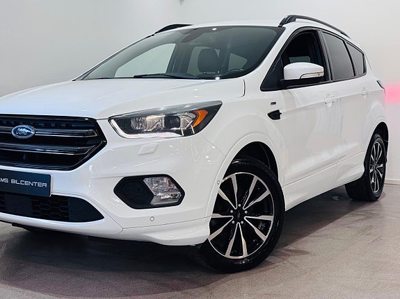 Ford Kuga 3 of 5