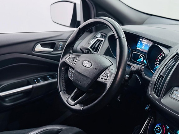 Ford Kuga 4 of 5