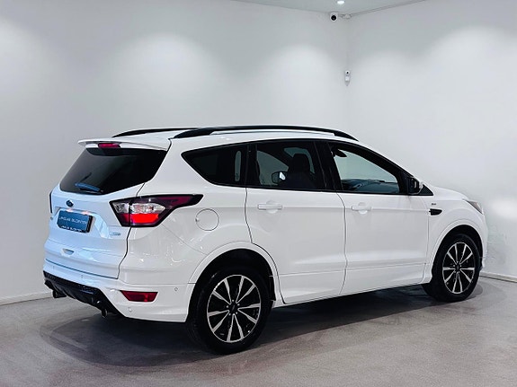 Ford Kuga 22 of 22