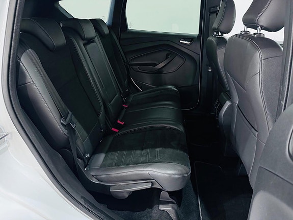 Ford Kuga 8 of 22