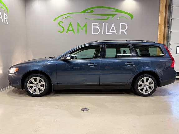 Volvo V70 4 of 14