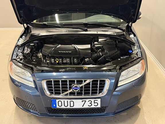 Volvo V70 14 of 14