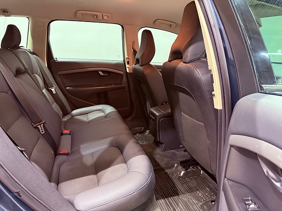 Volvo V70 13 of 14