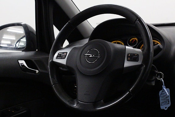 Opel Corsa 12 of 18