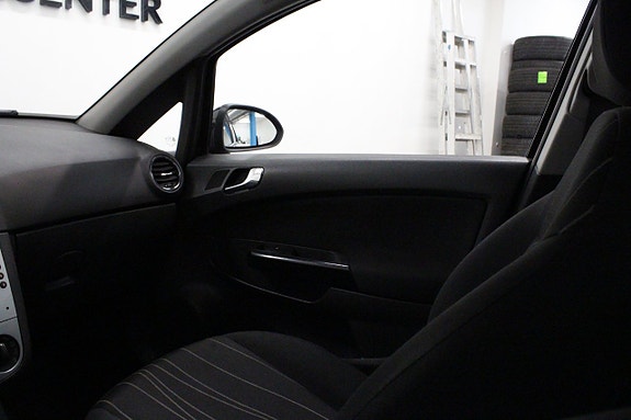 Opel Corsa 16 of 18