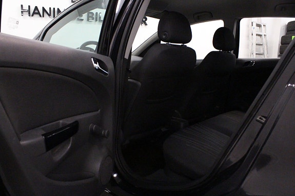 Opel Corsa 15 of 18