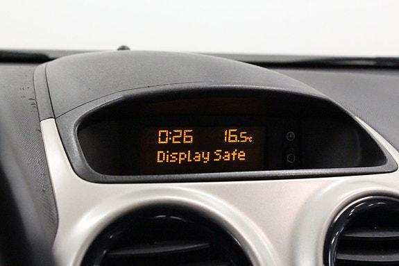 Opel Corsa 14 of 18