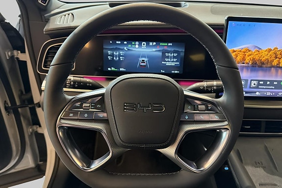 BYD Sealion 7 12 of 23