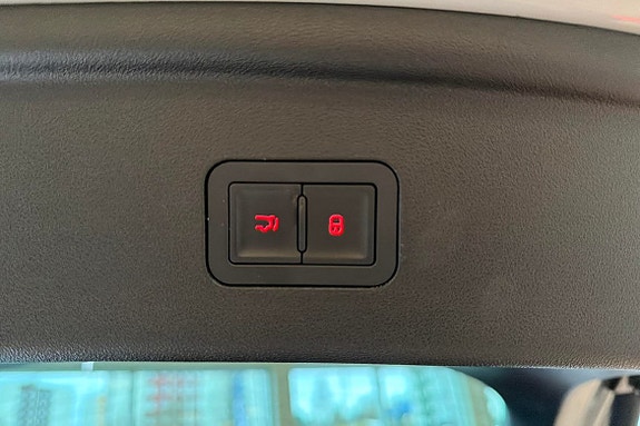 BYD Sealion 7 8 of 23