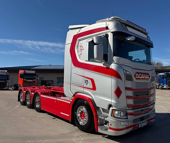 SCANIA NEXTGEN S650 V8 LASTVÄXLARE TRIDEM