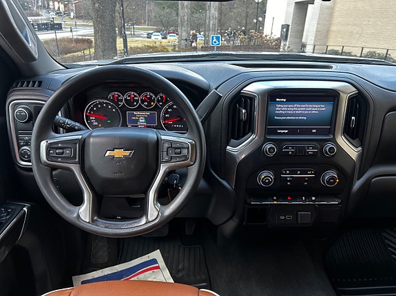 Chevrolet Silverado 1500 15 of 21