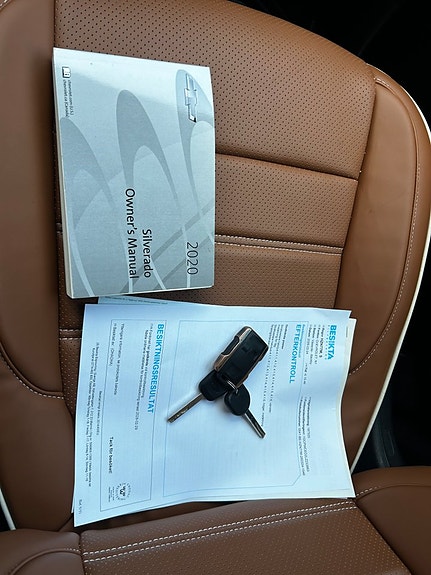 Chevrolet Silverado 1500 21 of 21
