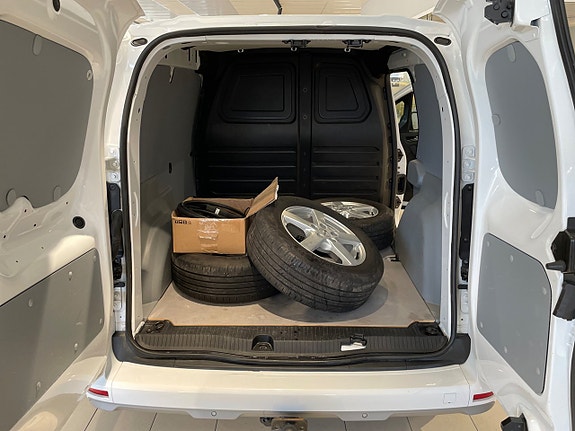 Renault Kangoo 17 of 19