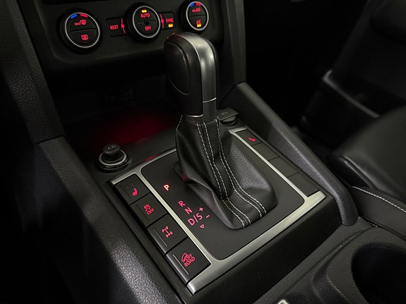 Volkswagen Amarok 19 of 25