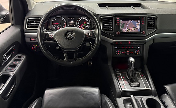 Volkswagen Amarok 16 of 25