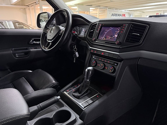 Volkswagen Amarok 12 of 25