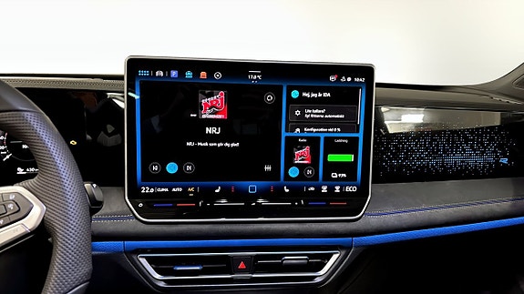 Volkswagen Tiguan 9 of 12