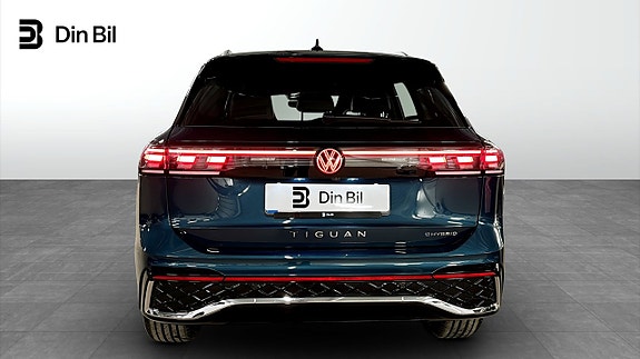Volkswagen Tiguan 5 of 5