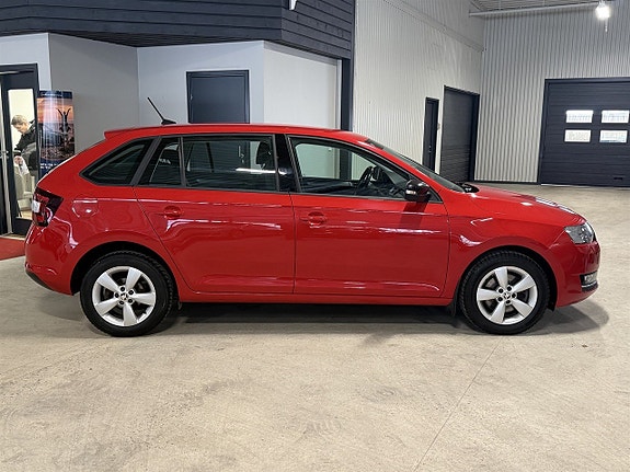 Skoda Rapid Spaceback 3 of 5