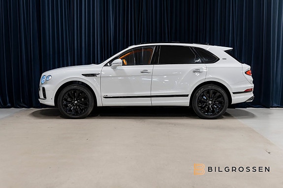Bentley Bentayga 2 of 29