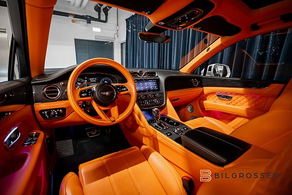 Bentley Bentayga 16 of 29