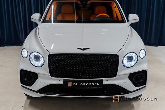 Bentley Bentayga 10 of 29
