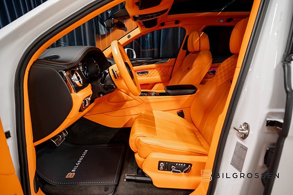 Bentley Bentayga 17 of 29