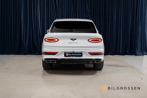 Bentley Bentayga 4 of 29