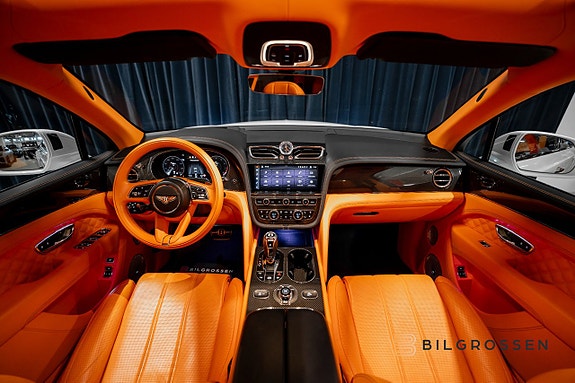 Bentley Bentayga 15 of 29