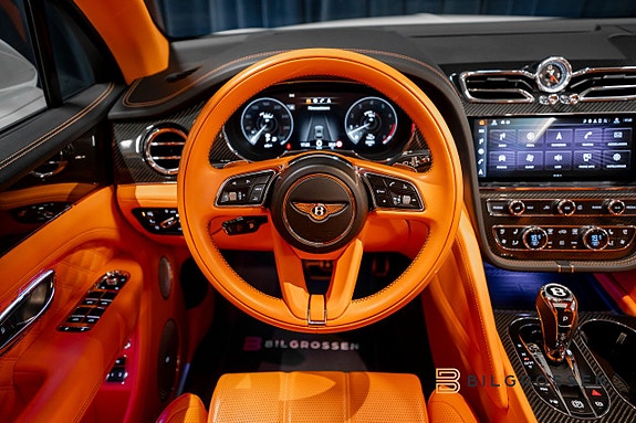 Bentley Bentayga 22 of 29