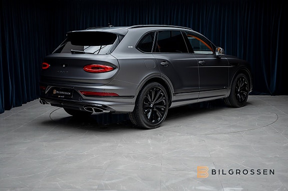 Bentley Bentayga 5 of 5