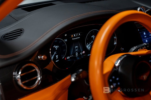 Bentley Bentayga 23 of 29