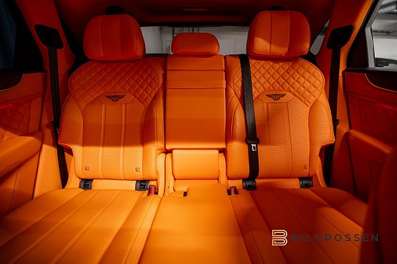 Bentley Bentayga 21 of 29