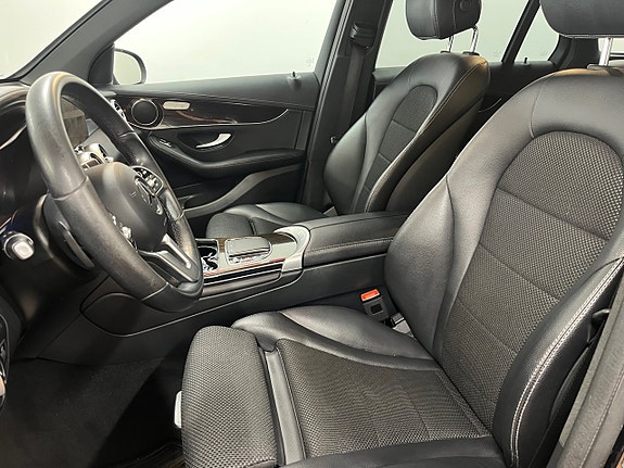 Mercedes-Benz GLC200 d 13 of 25