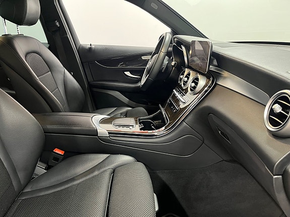 Mercedes-Benz GLC200 d 23 of 25