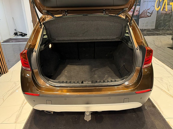 BMW X1 5 of 5