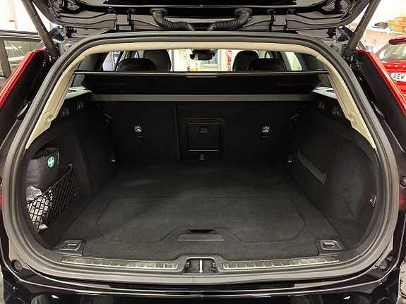 Volvo V60 13 of 17
